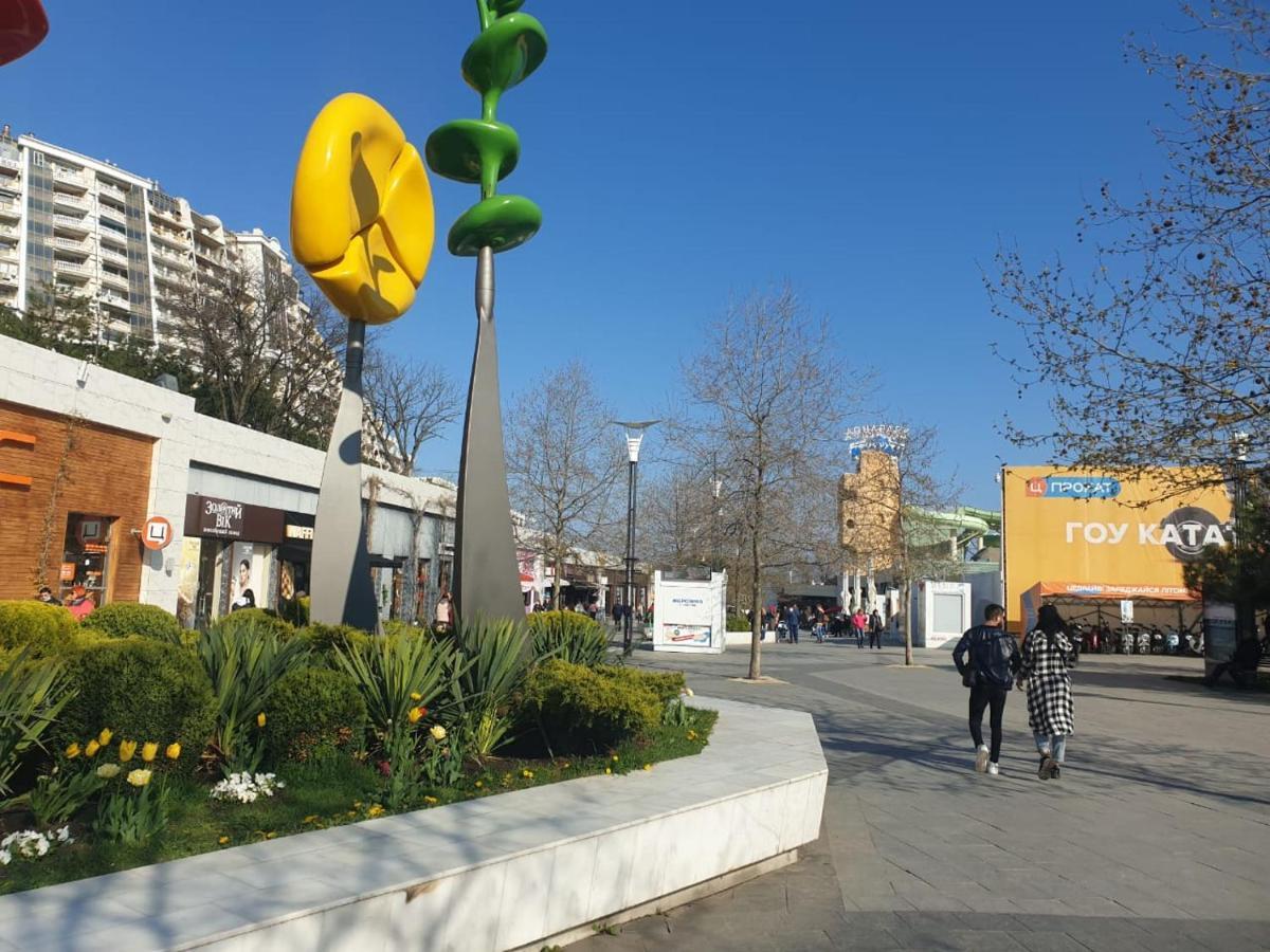 Sunny Apartments Near The Sea On Genuezskaya 오데사 외부 사진