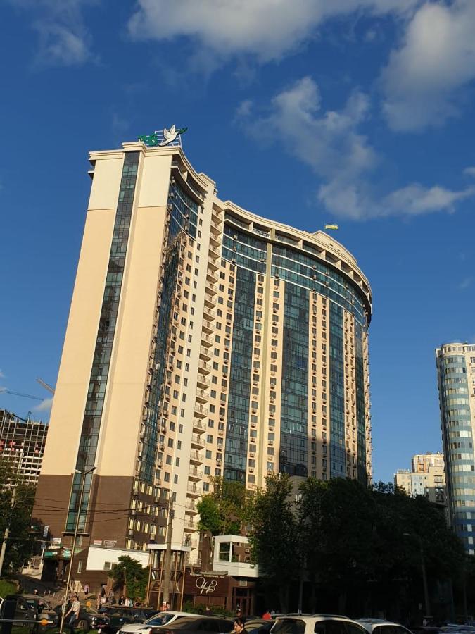 Sunny Apartments Near The Sea On Genuezskaya 오데사 외부 사진